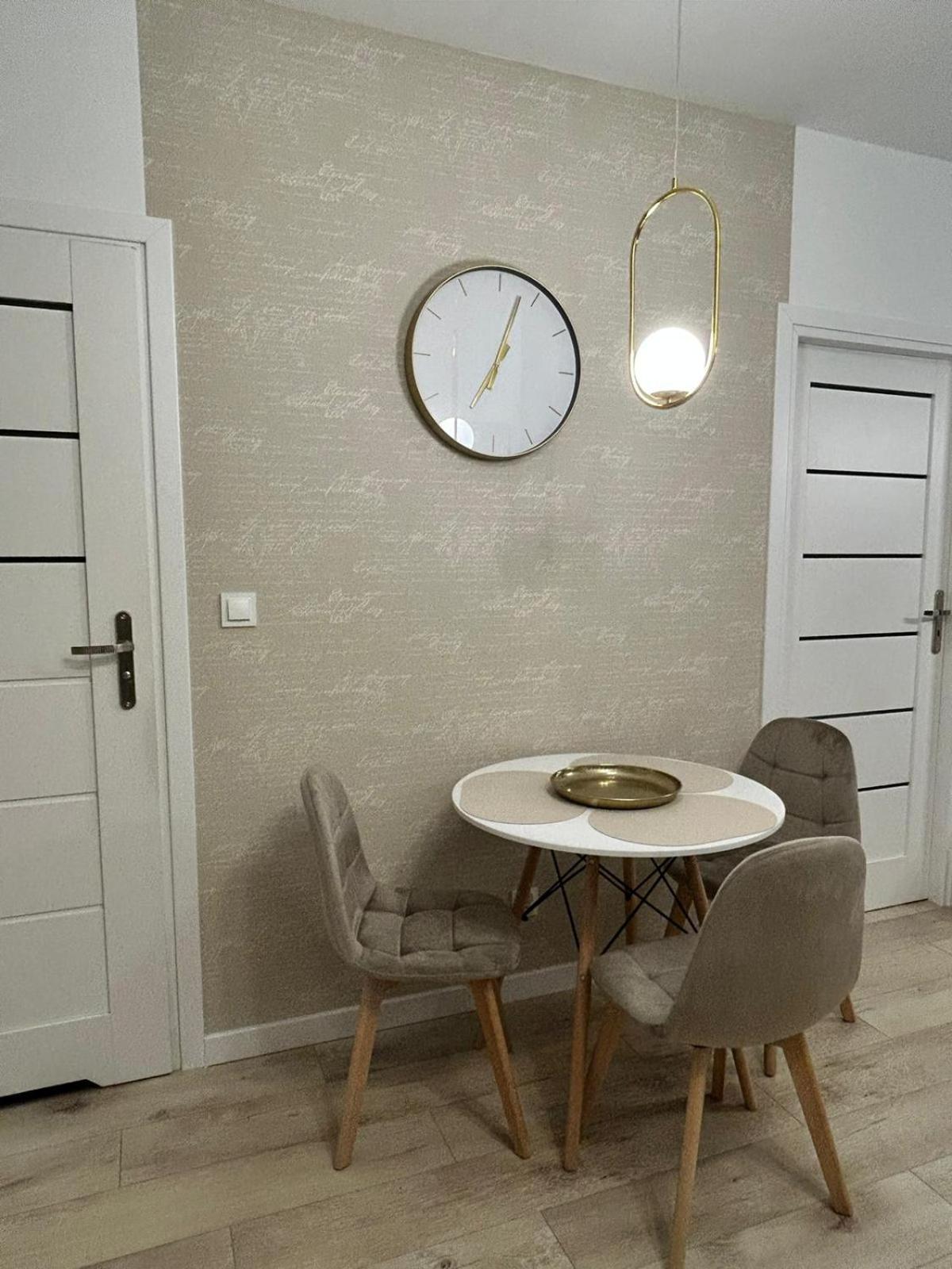 Skarbowa Star Apartment Leszno (Greater Poland)